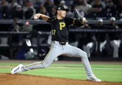 A fantasy baseball prospect investment worth making to help your future